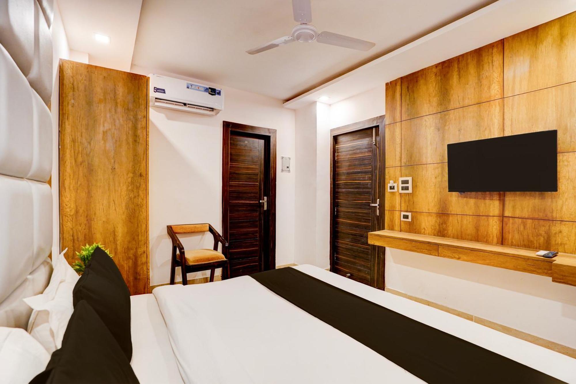 Super Hotel O Haridwar Near Shanti Kunj Raiwala Exteriör bild